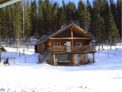 A large, comfortable and heated DAY LODGE -- with water and hot beverages available